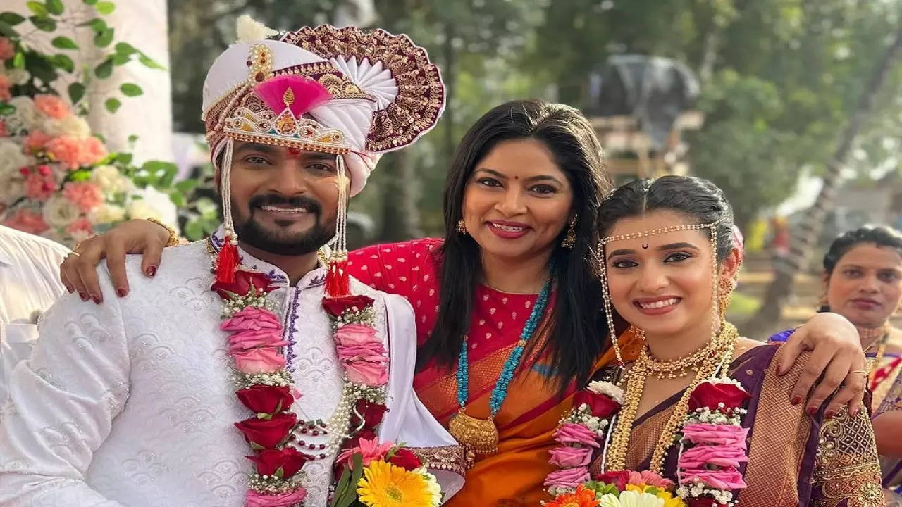 Devmanus Producer Shweta Shinde Congratulates Newlyweds Kiran Gaikwad-Vaishnavi Kalyankar With A Sweet Note