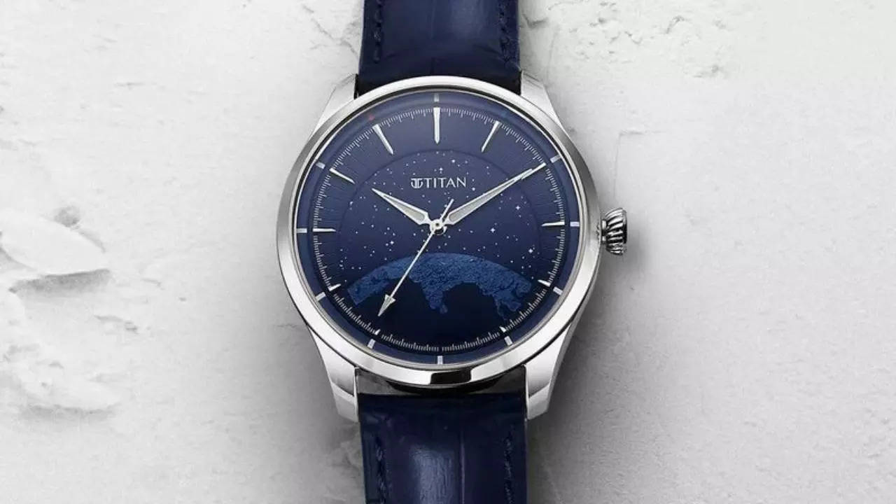 titan, titan watch, titan tribute to rakesh sharma, titan special watch for rakesh sharma, rakesh sharma's special watch for titan