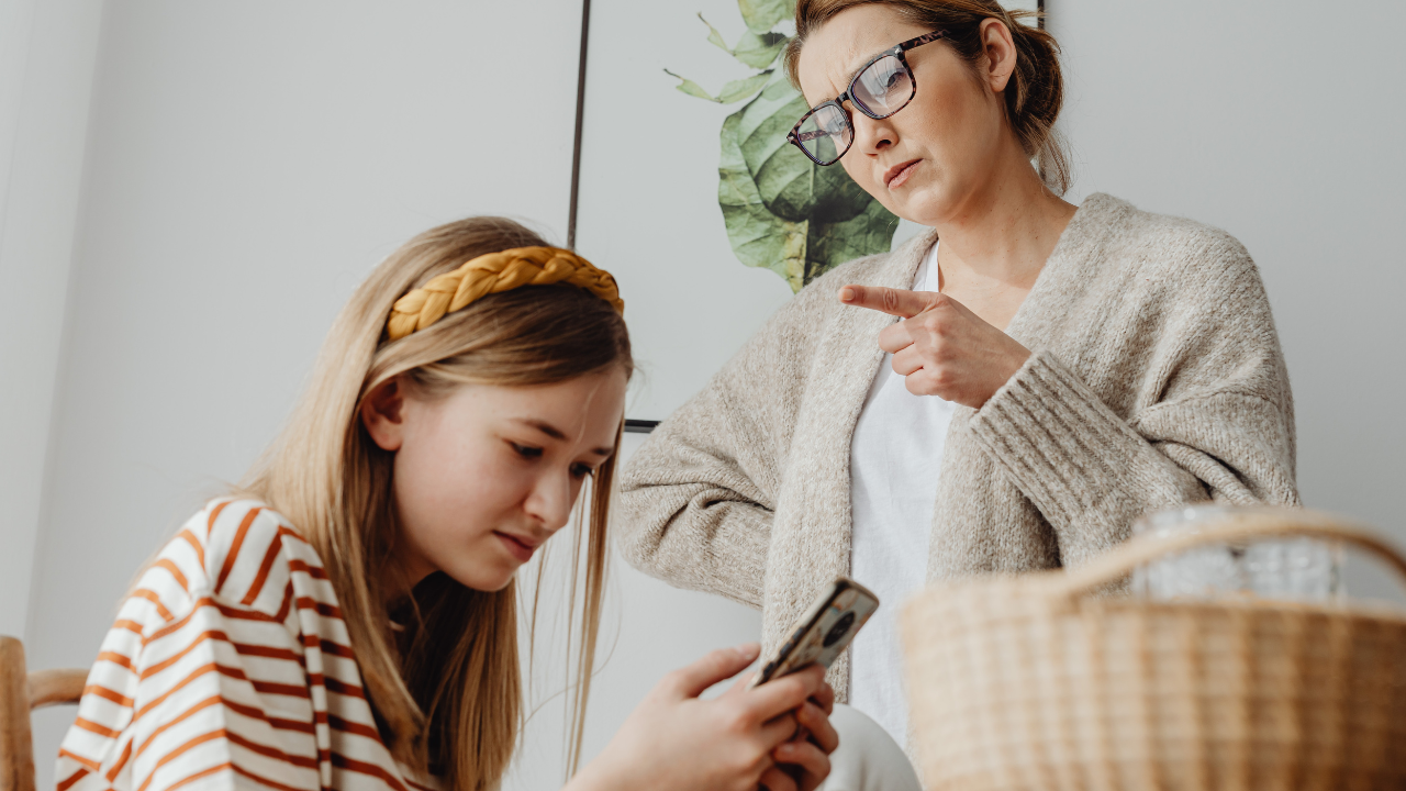 Kids not listening to parents (Credit-Canva)