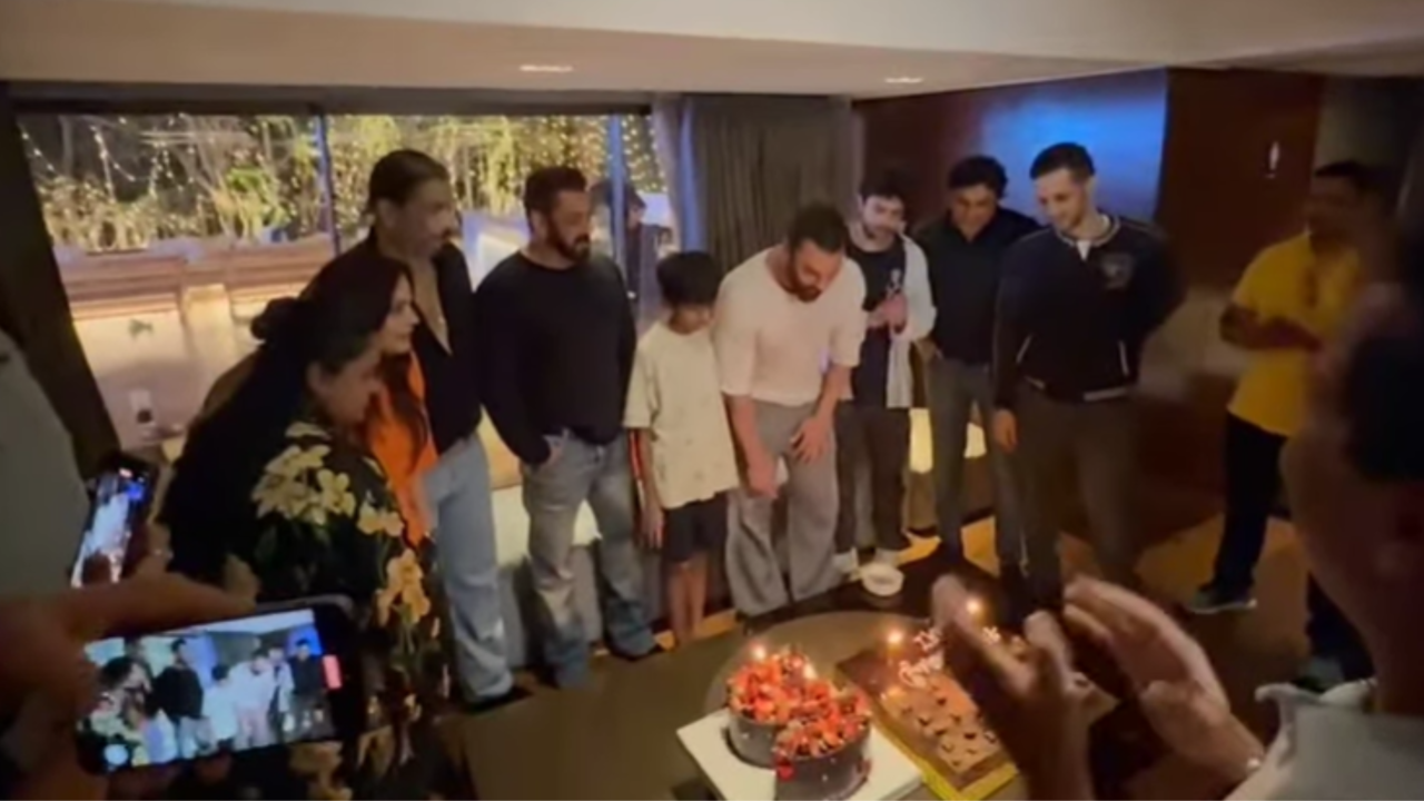 Sohail Khan Birthday Bash: Actor Celebrates With Salman Khan, Sis Arpita And Sons Yohaan, Nirvaan - Watch Video