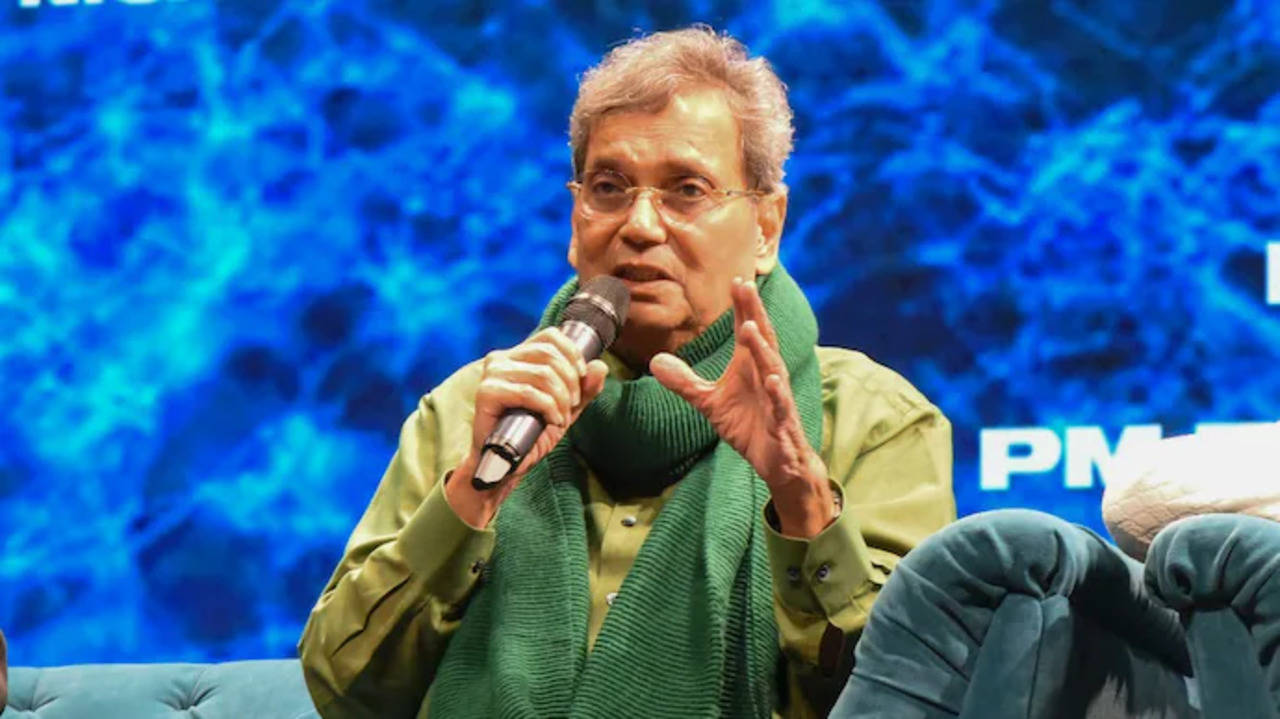 Sa Re Ga Ma Pa: Subhash Ghai Reveals Laxmikant Sang Om Shanti Om Before Kishore Kumar