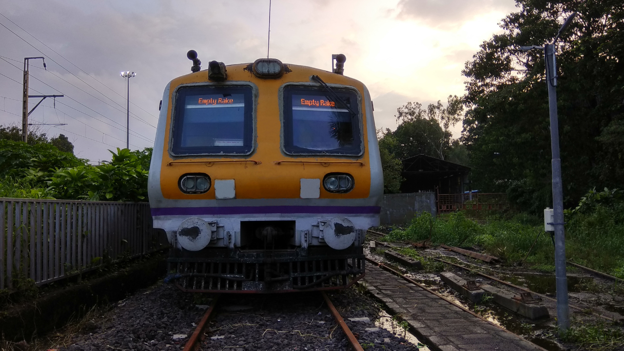 Central Railway to Operate Mega Block for Maintenance Work Today