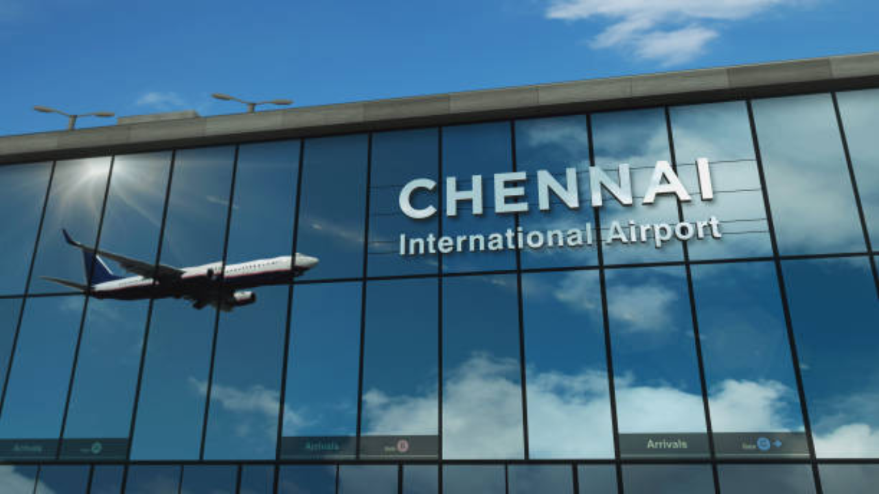 Chennai airport sees massive crowd.