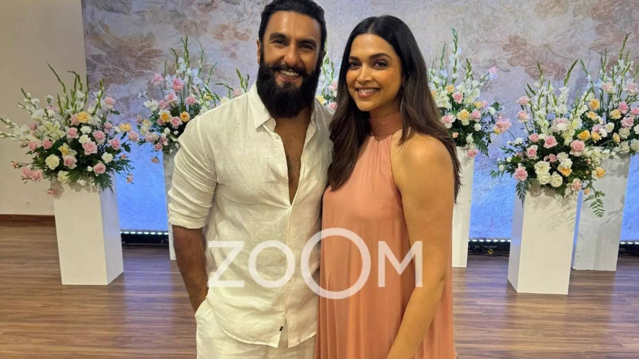 Ranveer Singh, Deepika Padukone REVEAL Daughter Dua Singh Padukone's Face To...