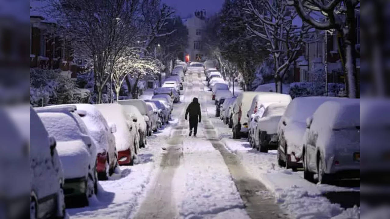 Christmas Eve Weather Warning: Storms Set To Bring Flash Flooding And Hail To THESE US States