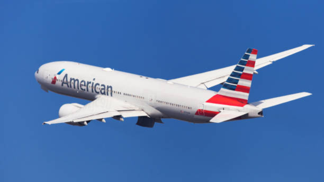 American Airlines Grounds All US Flights For An Hour On Christmas Eve, What Happened?