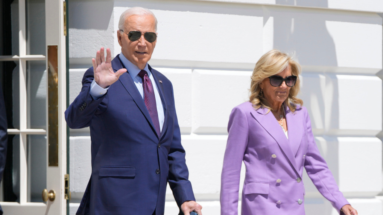 Joe Biden And Jill Biden Christmas 2024