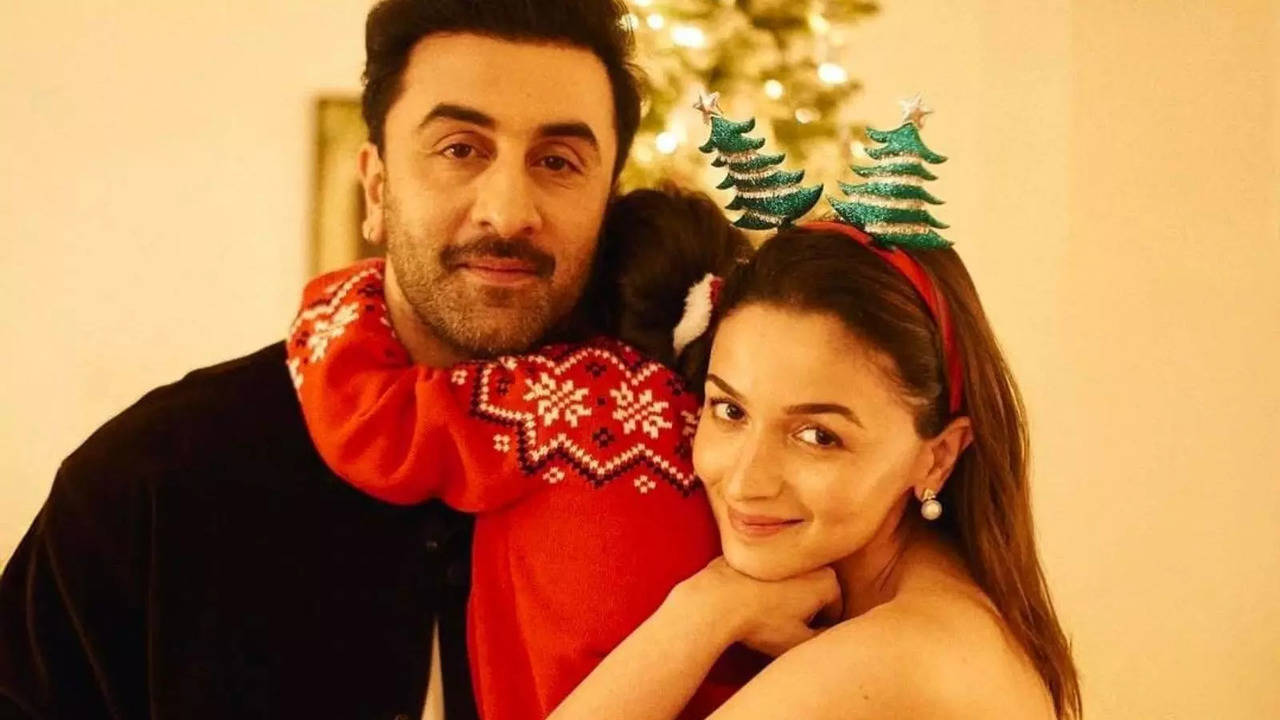 Little Raha Snuggles With Dad Ranbir Kapoor, Alia Bhatt Joins Duo As She Drops A Sweet Christmas Post