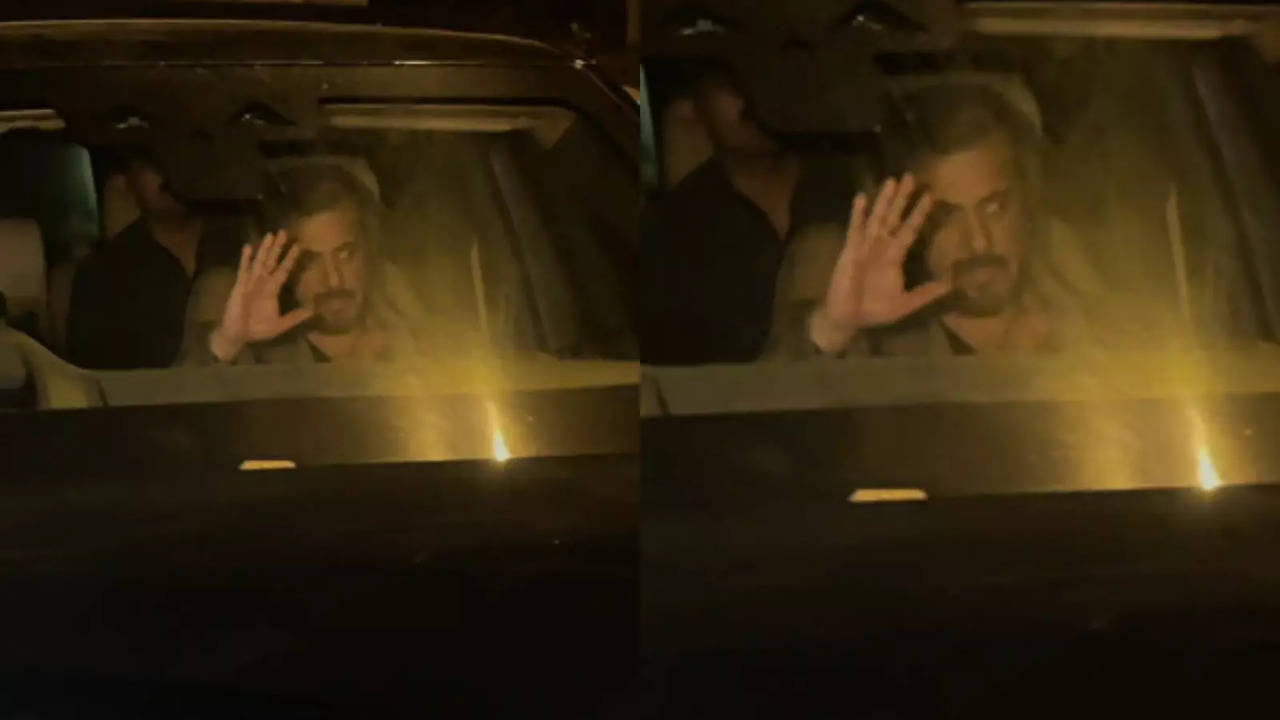 Salman Khan Turns 59 In Style, Arrives At Sister Arpita's House For Birthday Celebration. Watch