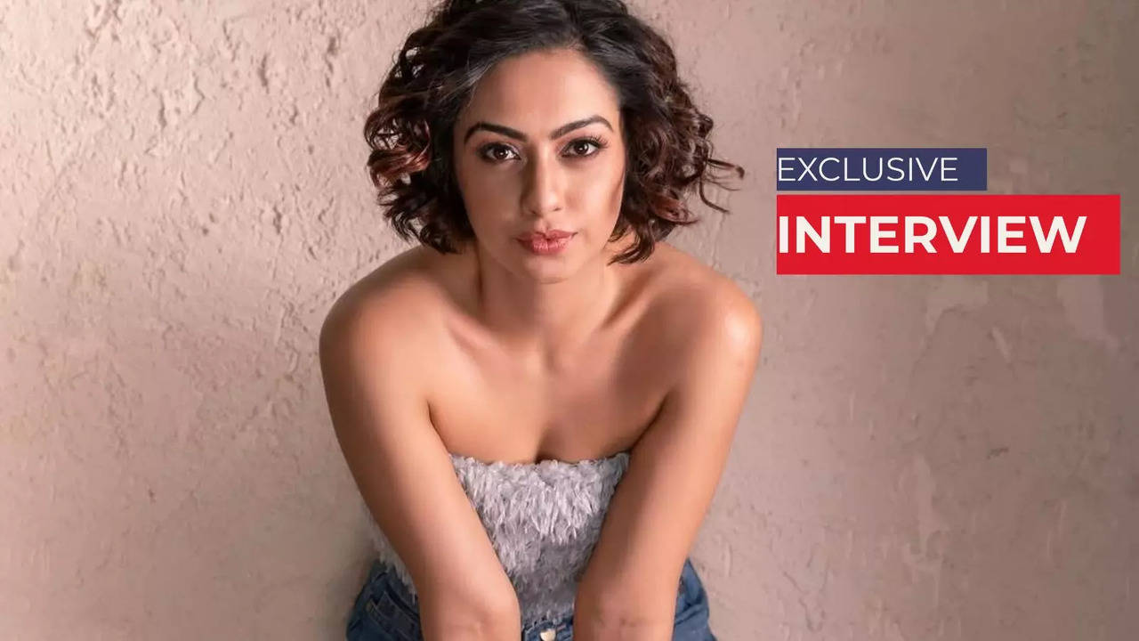 Divorce Ke Liye Kuch Bhi Karega Actress Abigail Pande Recalls 'Nerve-Wracking' Bike Scene Shoot For Show - EXCL