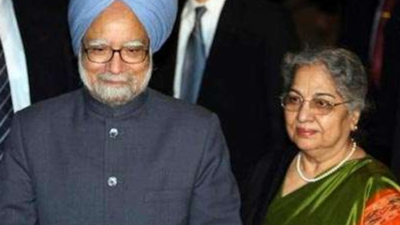 Manmohan Singh And Wife