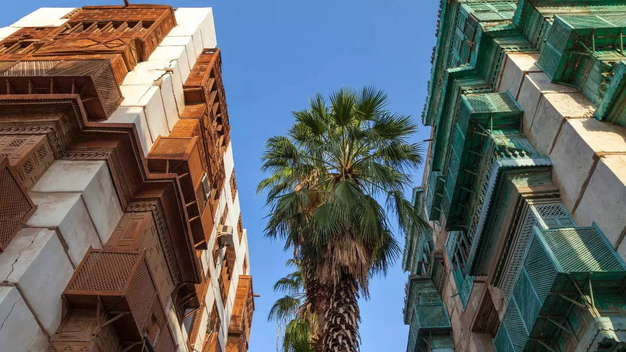 24 Hours In Jeddah: A Quick Guide To The Red Sea Jewel. Credit: Canva