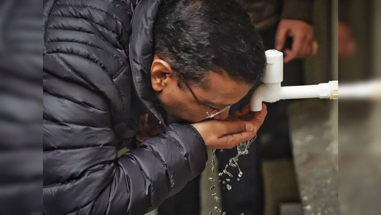 Arvind Kejriwal Drinks Tap Water