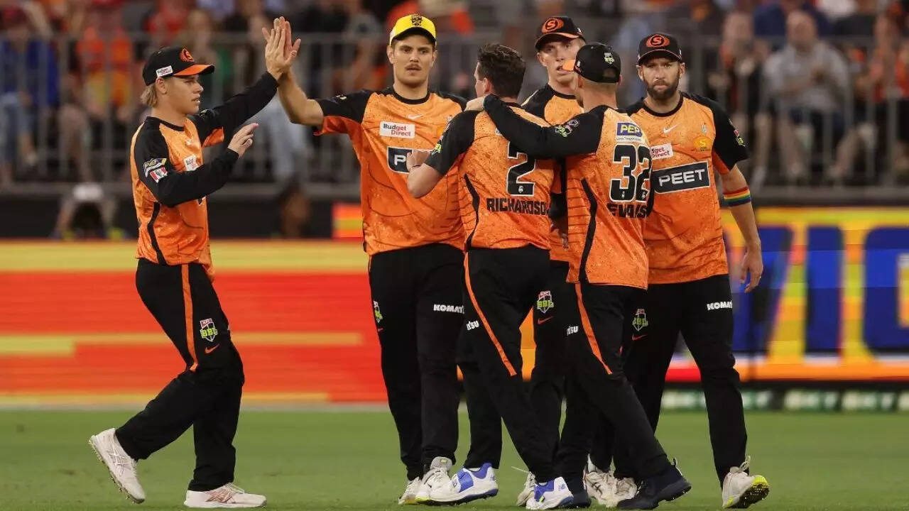 Adelaide Strikers Vs Perth Scorchers 