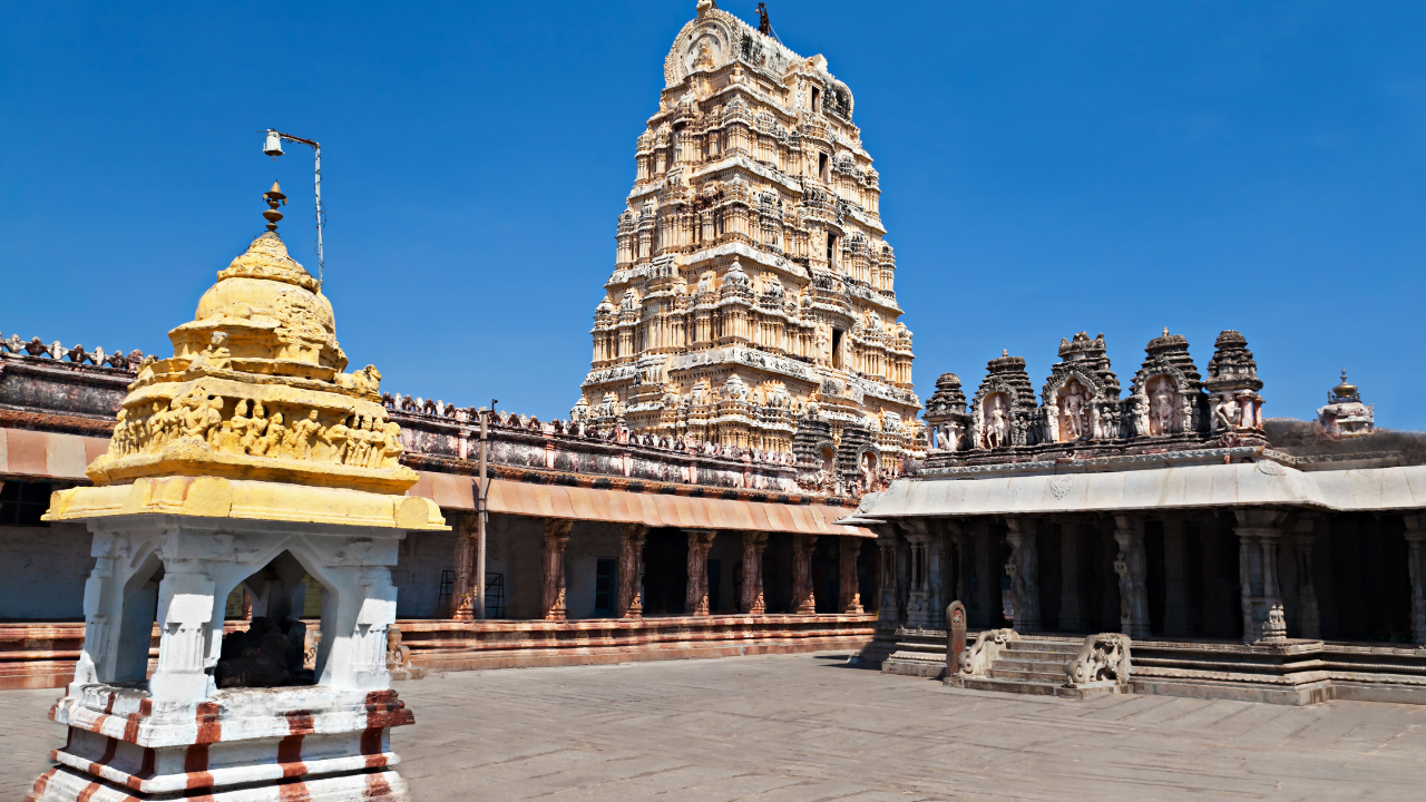 Virupaksha Temple, Hampi