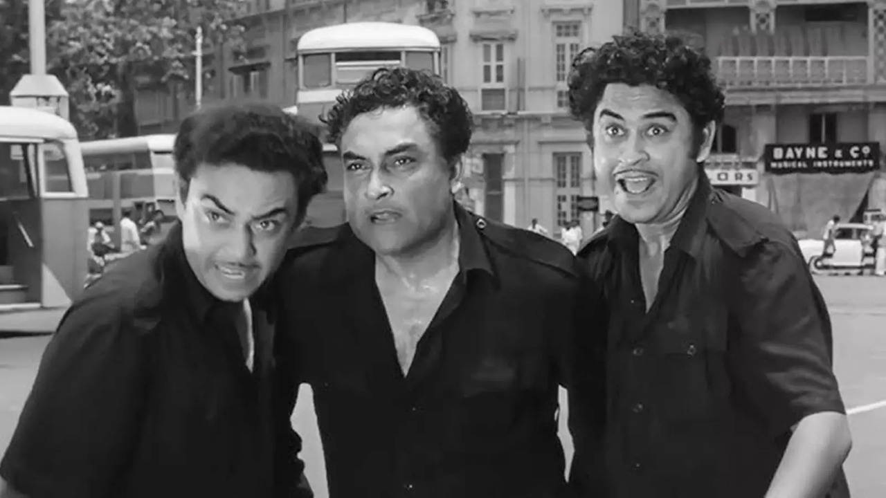 Chalti Ka Naam Gaadi Turns 66: Fun Never Stops In This Ganguly Brothers' Movie