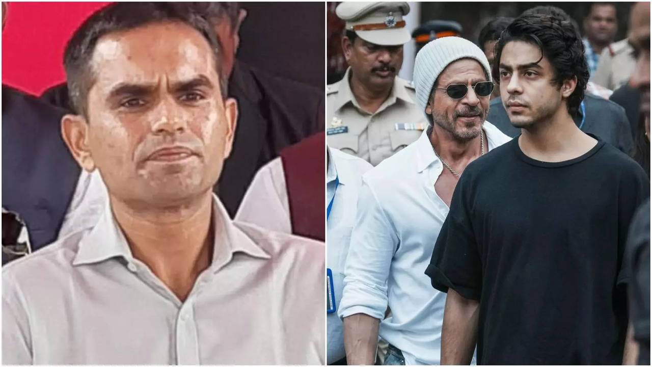 Ex-NCB Officer Sameer Wankhede Denies Leaking His Chats With Shah Rukh Khan To Drop Case Against Aryan Khan