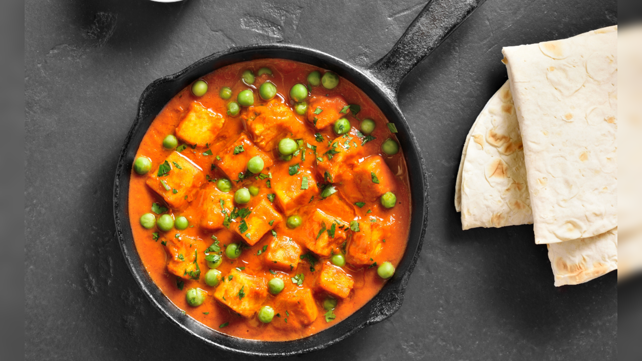 Matar Paneer