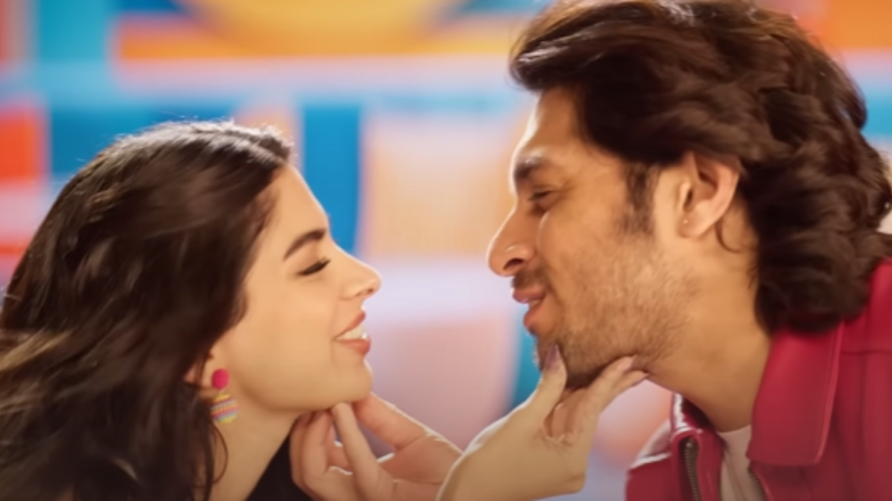 Loveyapa Title Track Out: Junaid Khan, Khushi Kapoor Take Jibe On Current Dating Scene, Situationships In Peppy Track