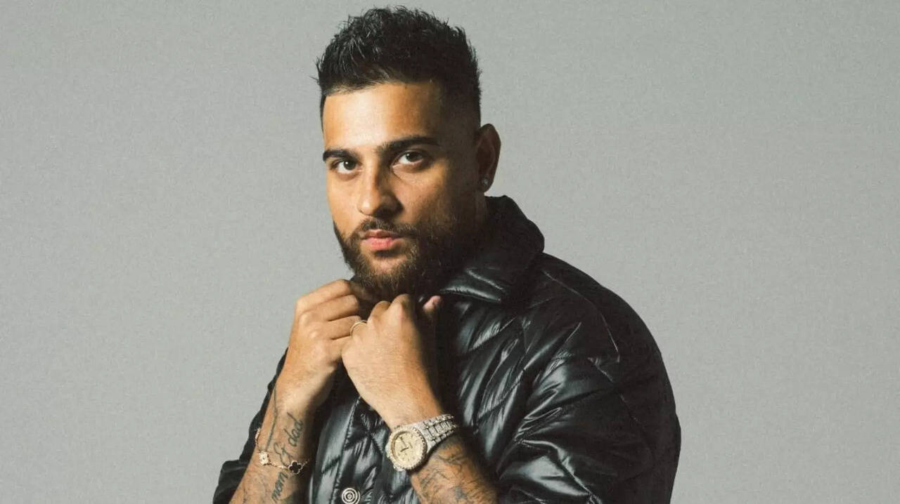 Karan Aujla FINALLY Responds To Fan Throwing Shoe At Him During London Concert: Any Artist Deserves Basic Respect