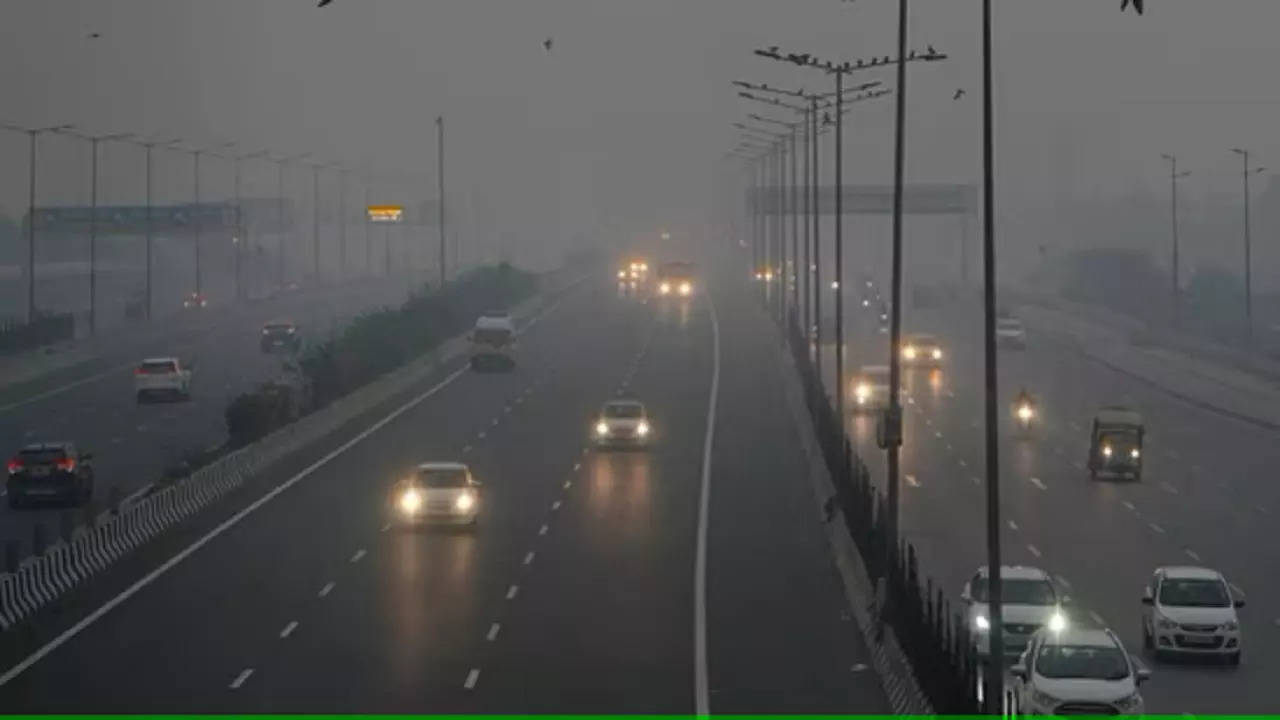 Delhi Implements Stage-III Measures Due to Rising Air Pollution