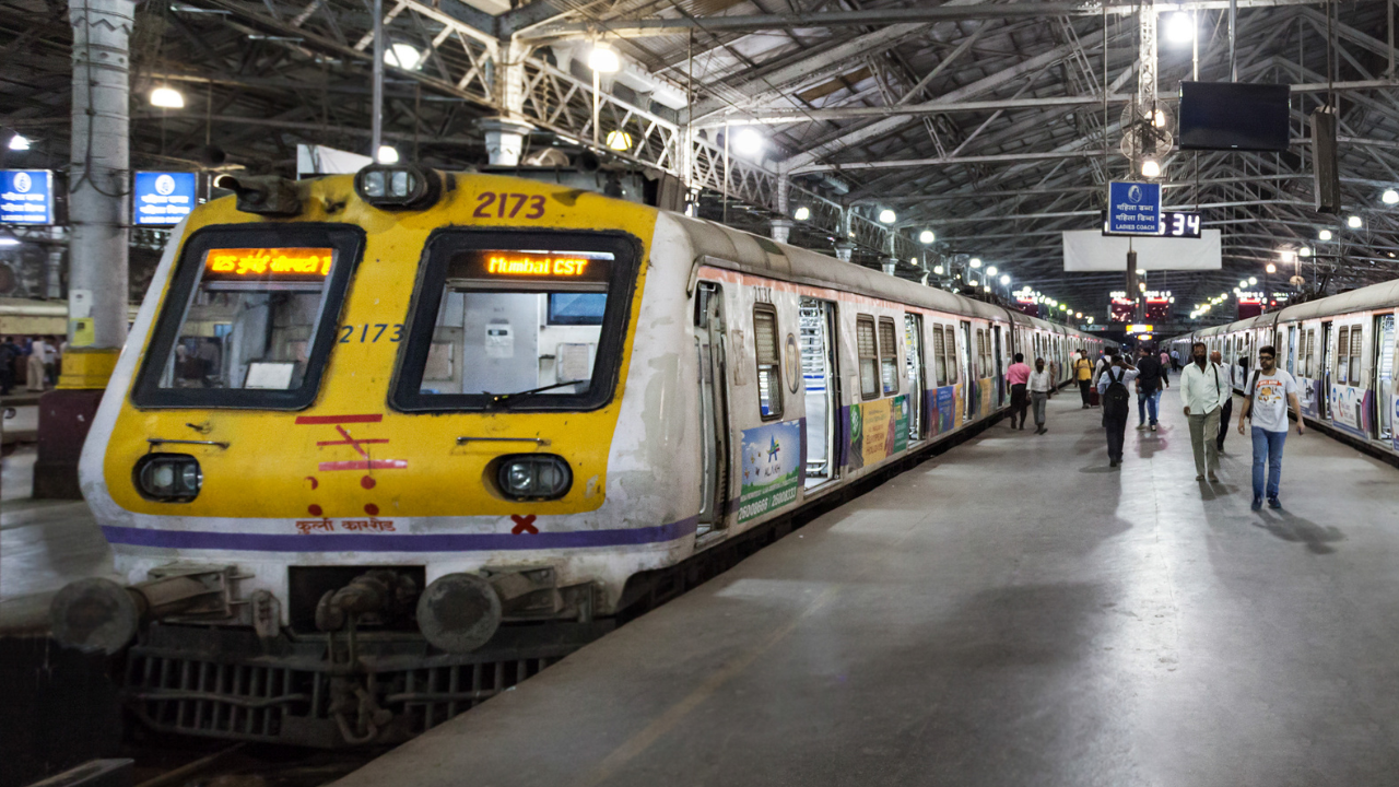 Churchgate-Mumbai Central 5-Hour Block on 5th Jan