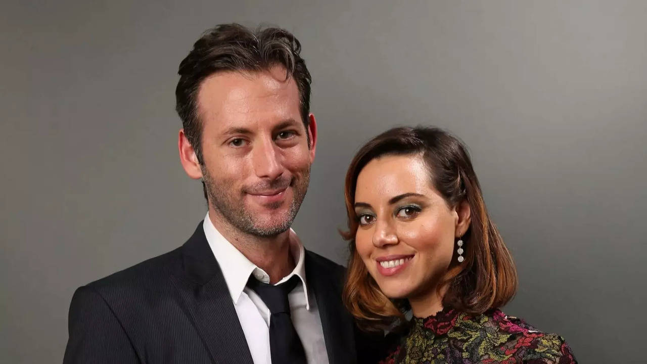 Aubrey Plaza's Director Husband Jeff Baena Allegedly Dies By Suicide At 47