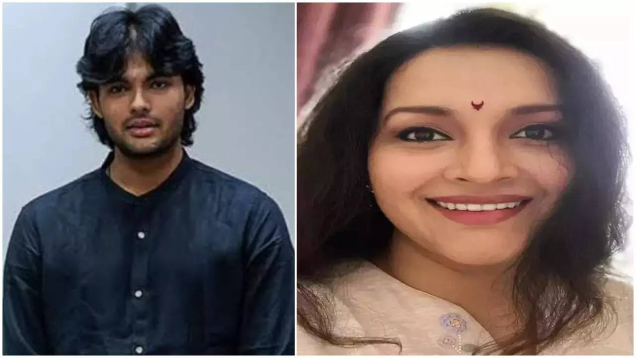 Renu Desai Reacts On is akira nandan enter into Movies