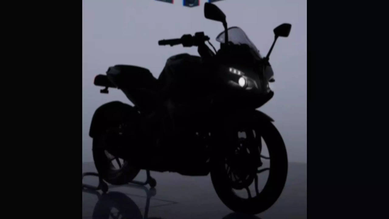 2025 Bajaj Pulsar RS200