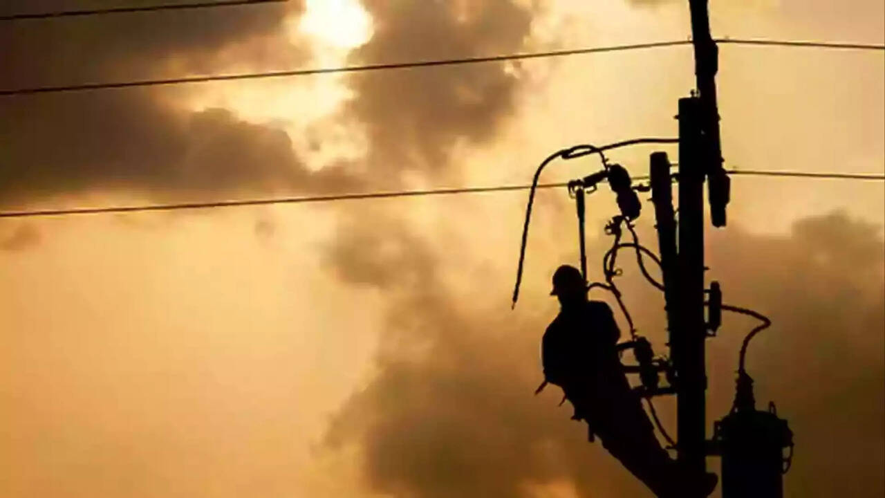  மதுரை, தேனி முக்கிய பகுதிகளில் நாளை (செவ்வாய்கிழமை) மின் தடை அறிவிப்பு.. ஏரியாக்கள் முழு விவரம் இதோ 