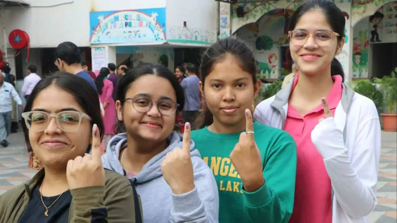  ஈரோடு கிழக்கு இடைத்தேர்தல், டெல்லி சட்டப்பேரவை தேர்தல் தேதி அறிவிப்பு.. வாக்கு எண்ணிக்கை என்று தெரியுமா? 