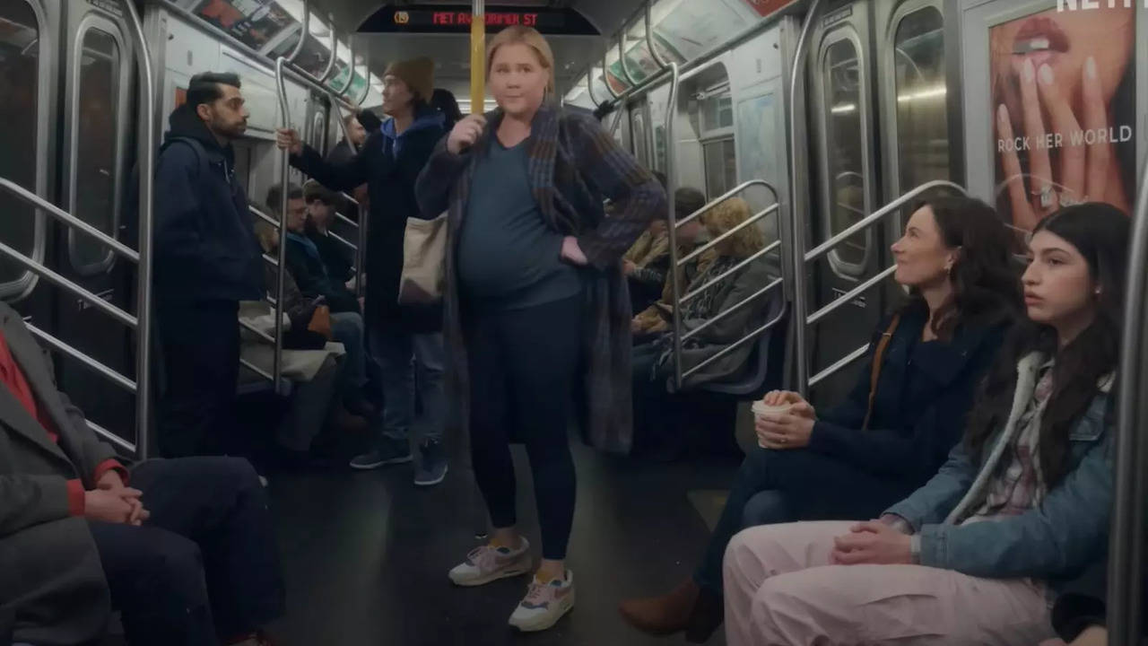 Kinda Pregnant Trailer: Amy Schumer Fakes Motherhood In Netflix Comedy Produced by Adam Sandler. Watch