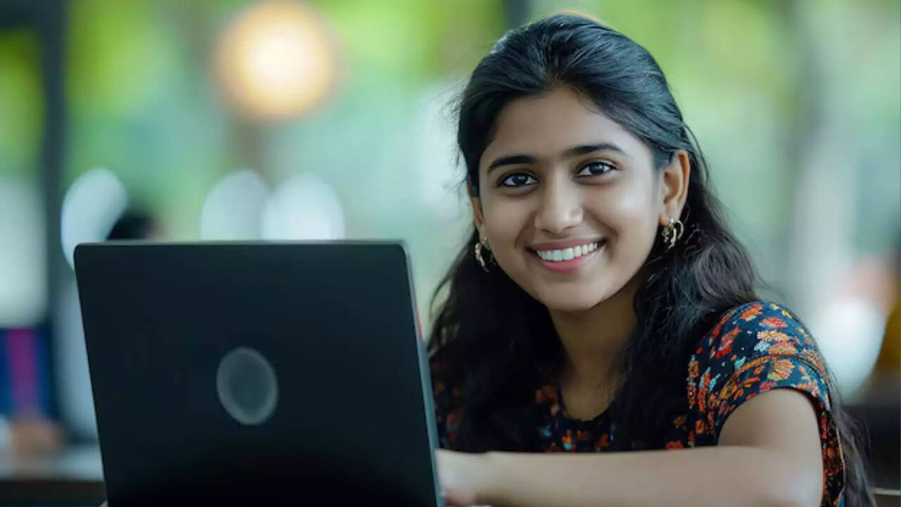  10 ஆவது படித்தவர்களுக்கு மத்திய அரசு ஆயுதப்படை சேவையில் வேலை! 