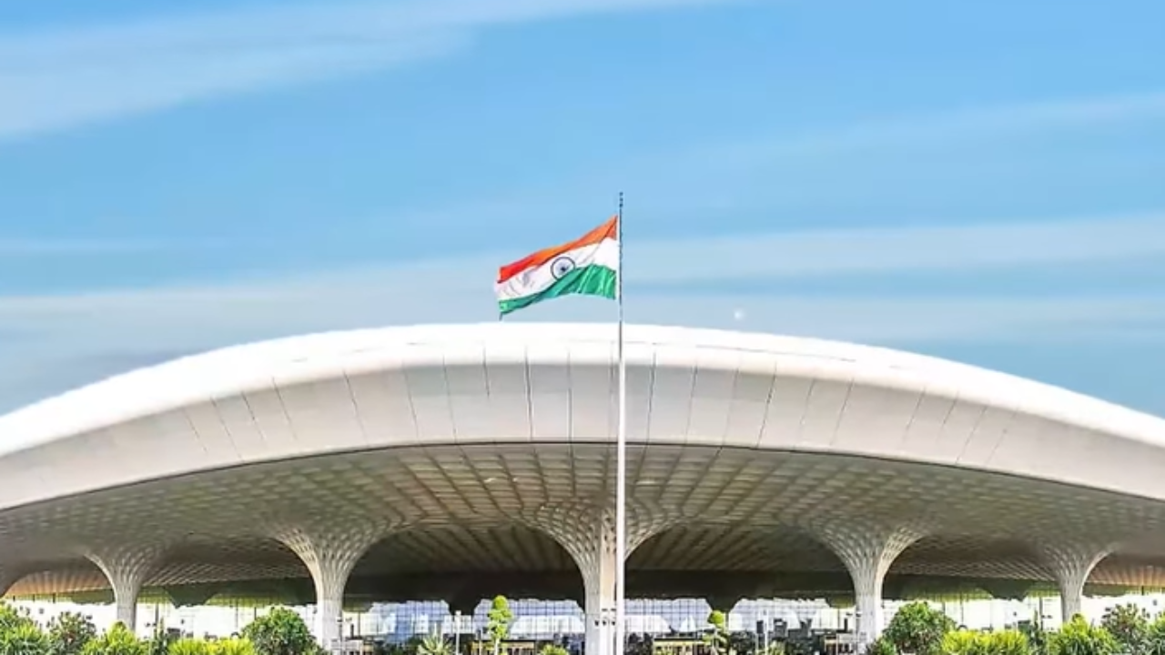 Mumbai Airport insta