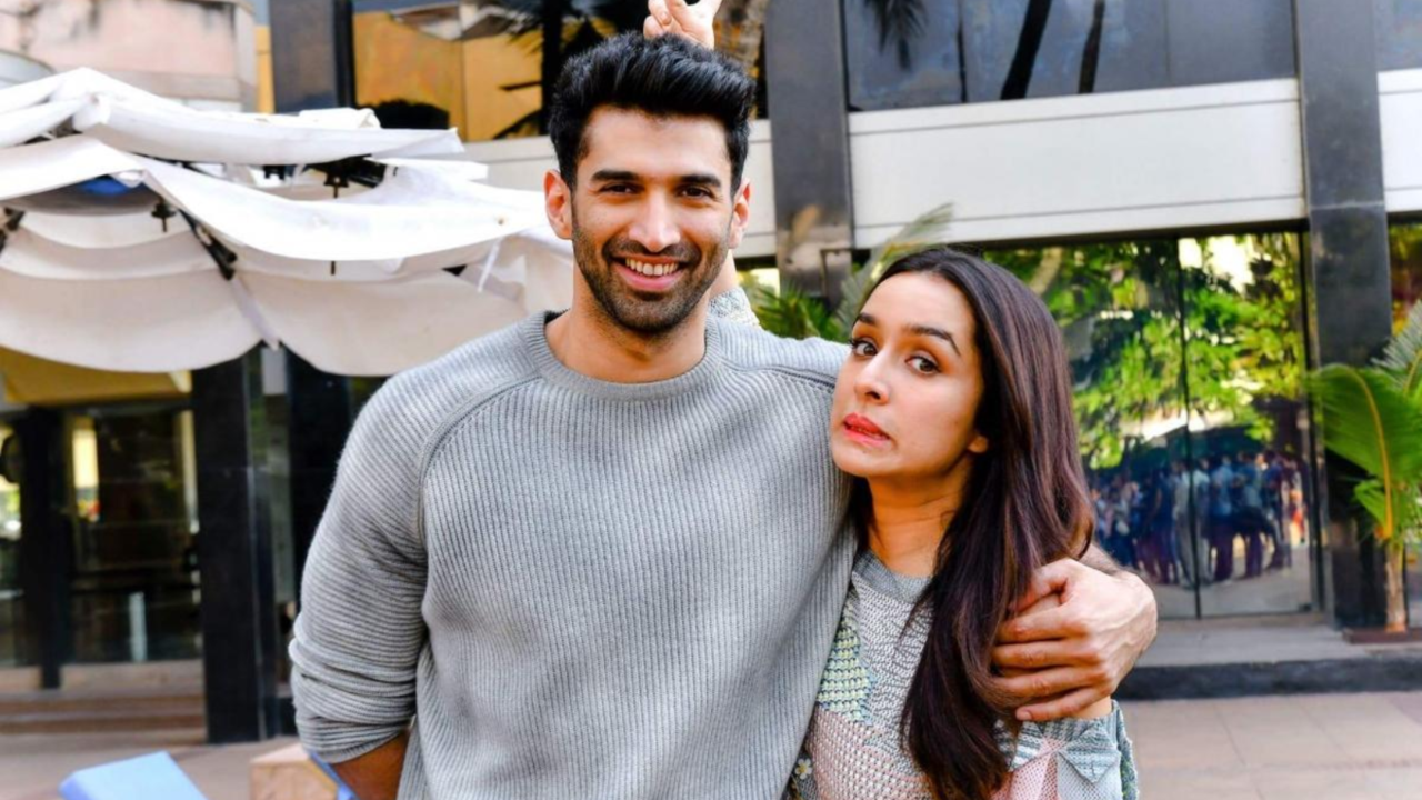 Shraddha Kapoor, Aditya Roy Kapur To Reunite For Aashiqui 2 Director Mohit Suri's Next: Report