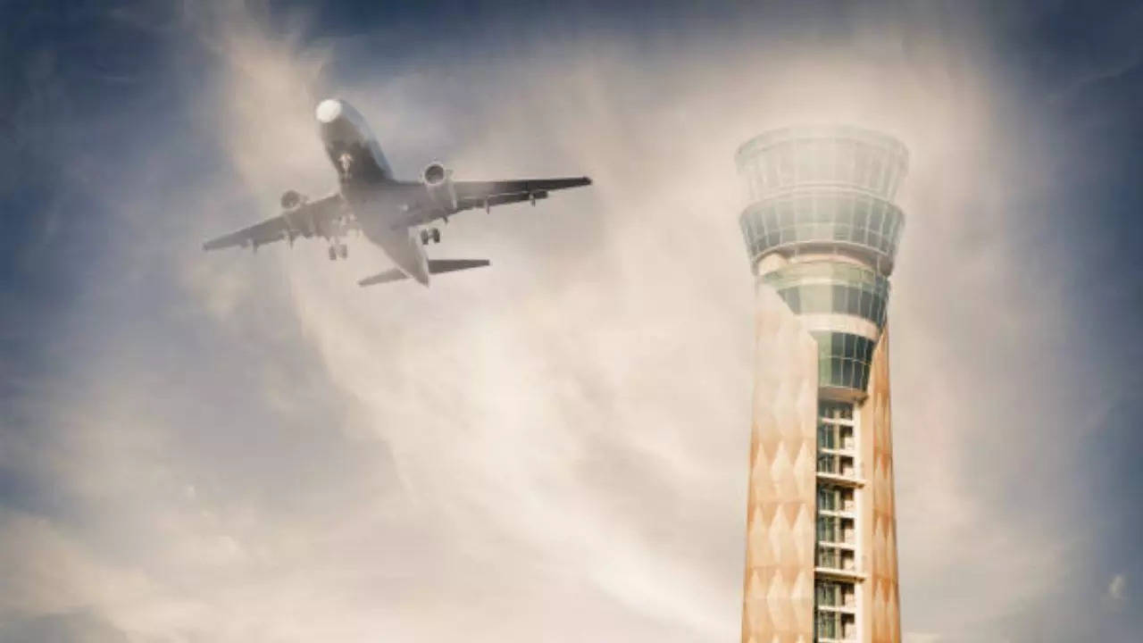 Living Near Airports Could Be Harming Your Heart: Study Reveals Risks Of Aircraft Noise