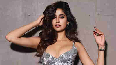 Janhvi Kapoor's Upcoming Releases In 2025: Sunny Sanskari Ki Tulsi ...