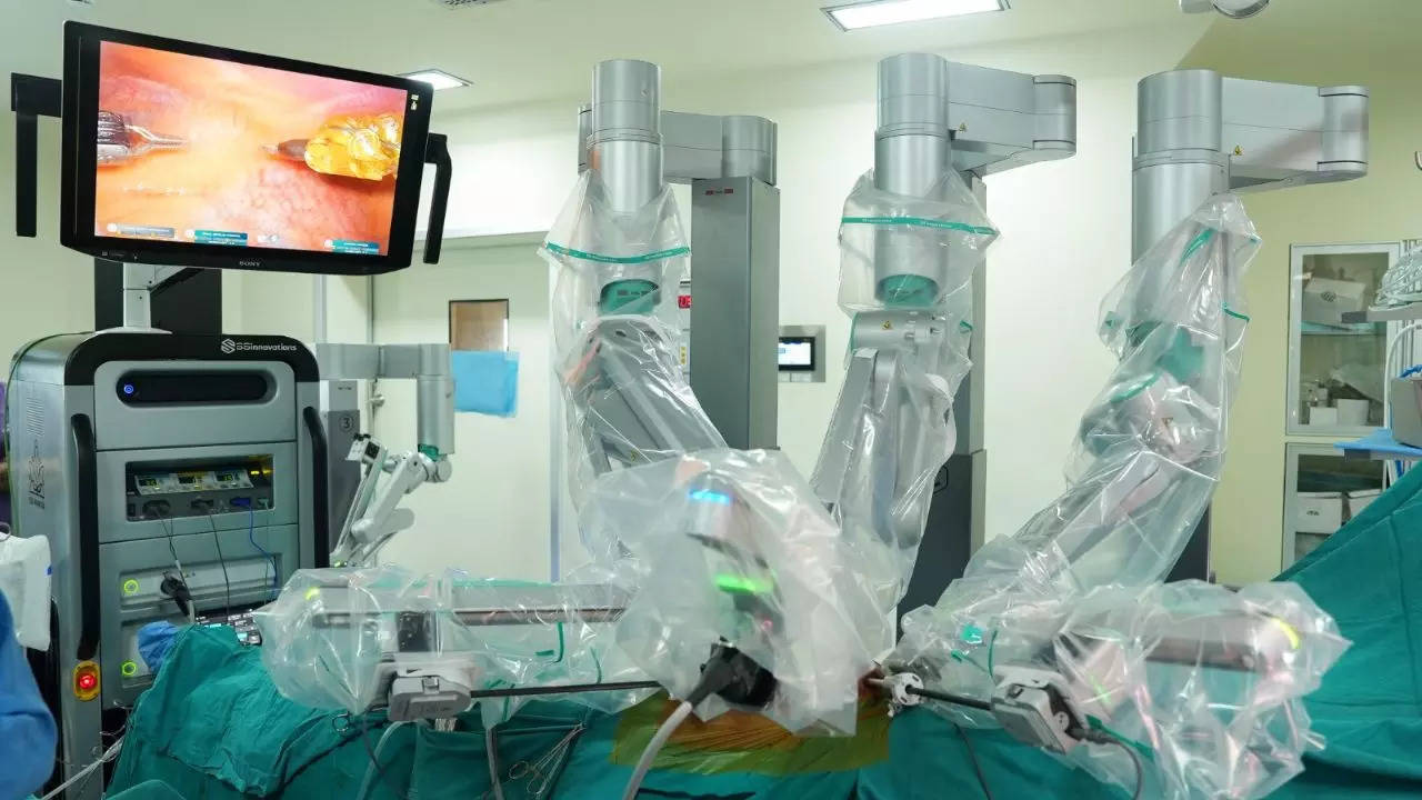 India’s First Robotic System Performs Complex Cardiac Telesurgeries  