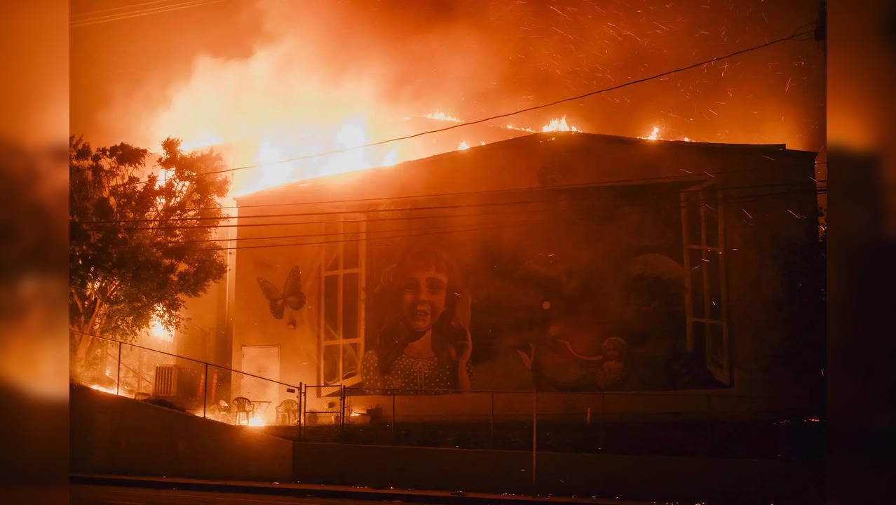 Theatre Palisades damaged by Palisades fire  (Photo Credits: X / Twitter)