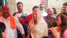 Mahakumbh 2025 Steve Jobs's wife visited Kashi Vishwanath temple before going to Prayagraj - see