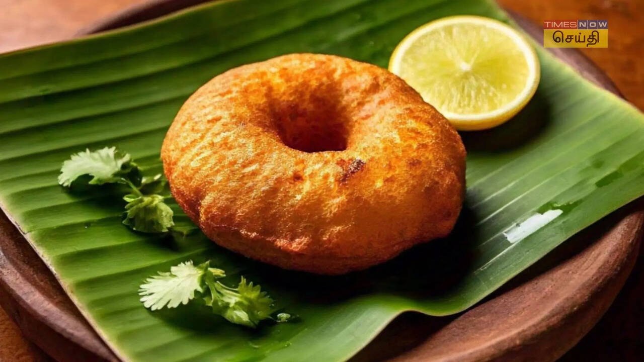  Medu Vadai : பொங்கல் படையலில் எண்ணெய் குடிக்காமல் மெது வடை செய்வது எப்படி? 