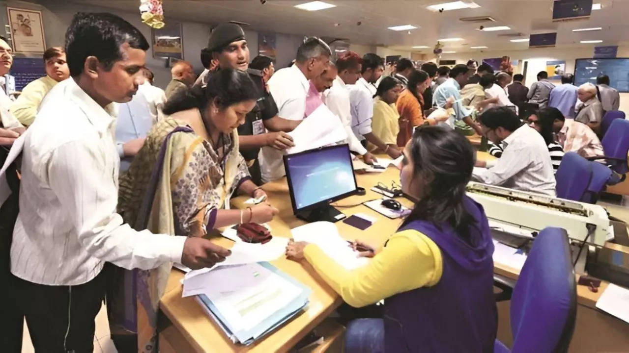 bank alert punjab national bank alert their customer to update their kyc form during the end of january 2025