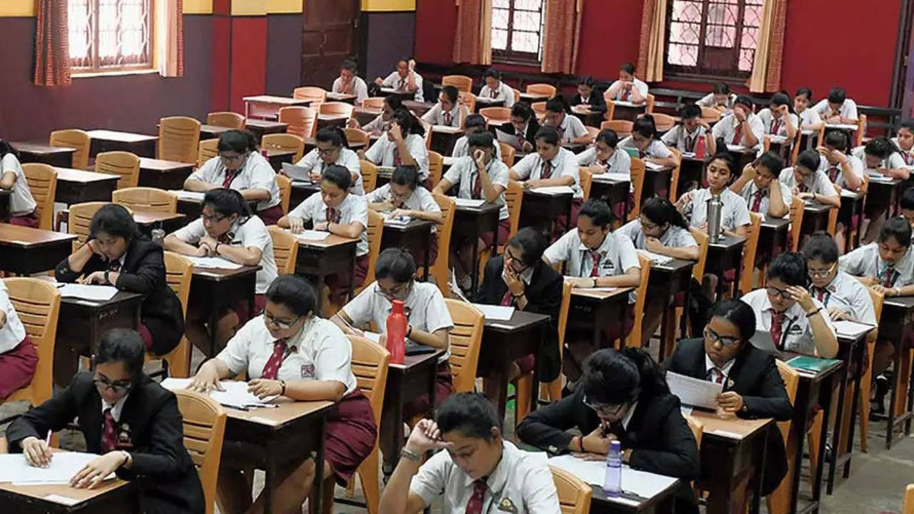 madhyamik examination 2025 west bengal higher secondary board published rules and regulations no phones and electronic devices are allowed in exam centers