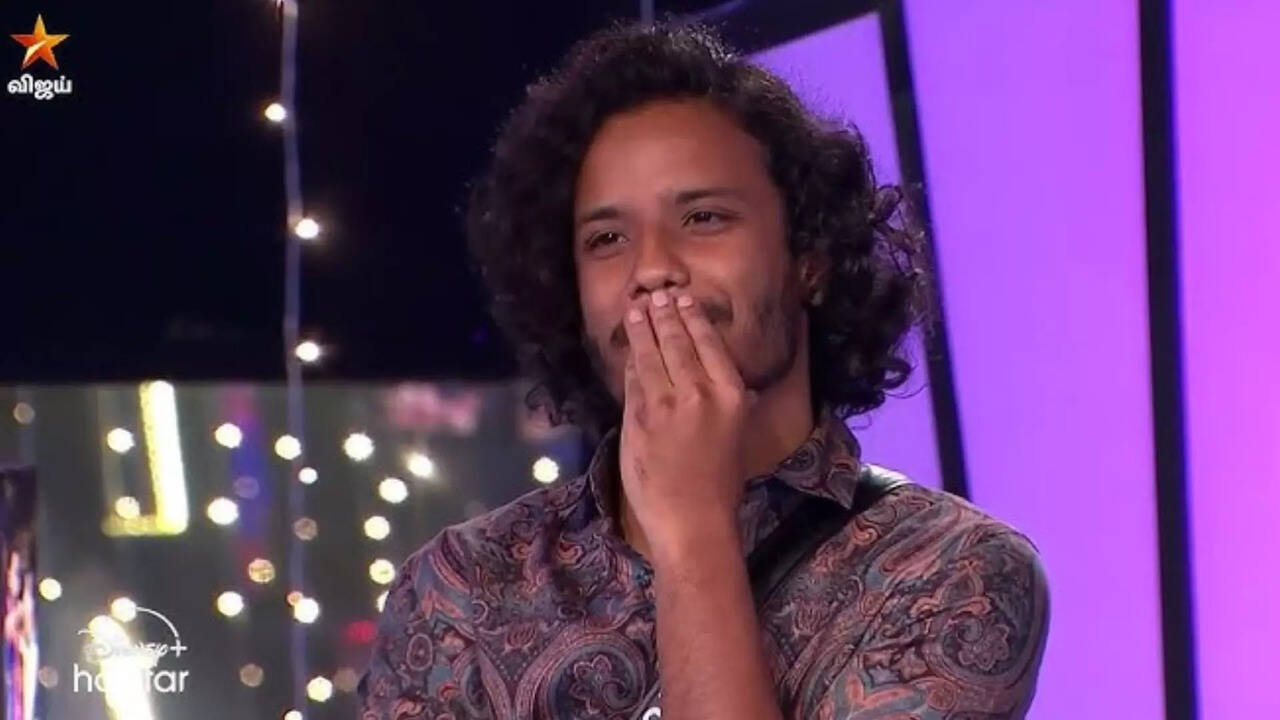  பிக் பாஸ் 8 டைட்டில் வின்னர் முத்துக்குமரனின் பரிசுத் தொகை எவ்வளவு தெரியுமா.. ரூ.50 லட்சம் இல்லையாம்! 