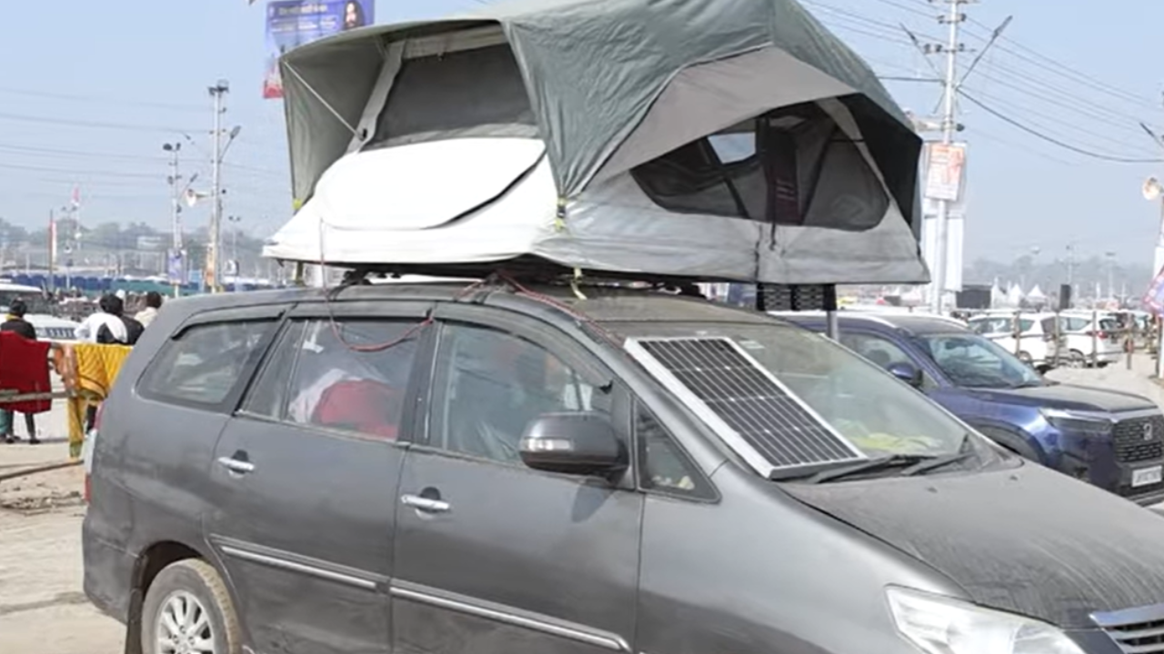 double-decker car captured the attention of devotees