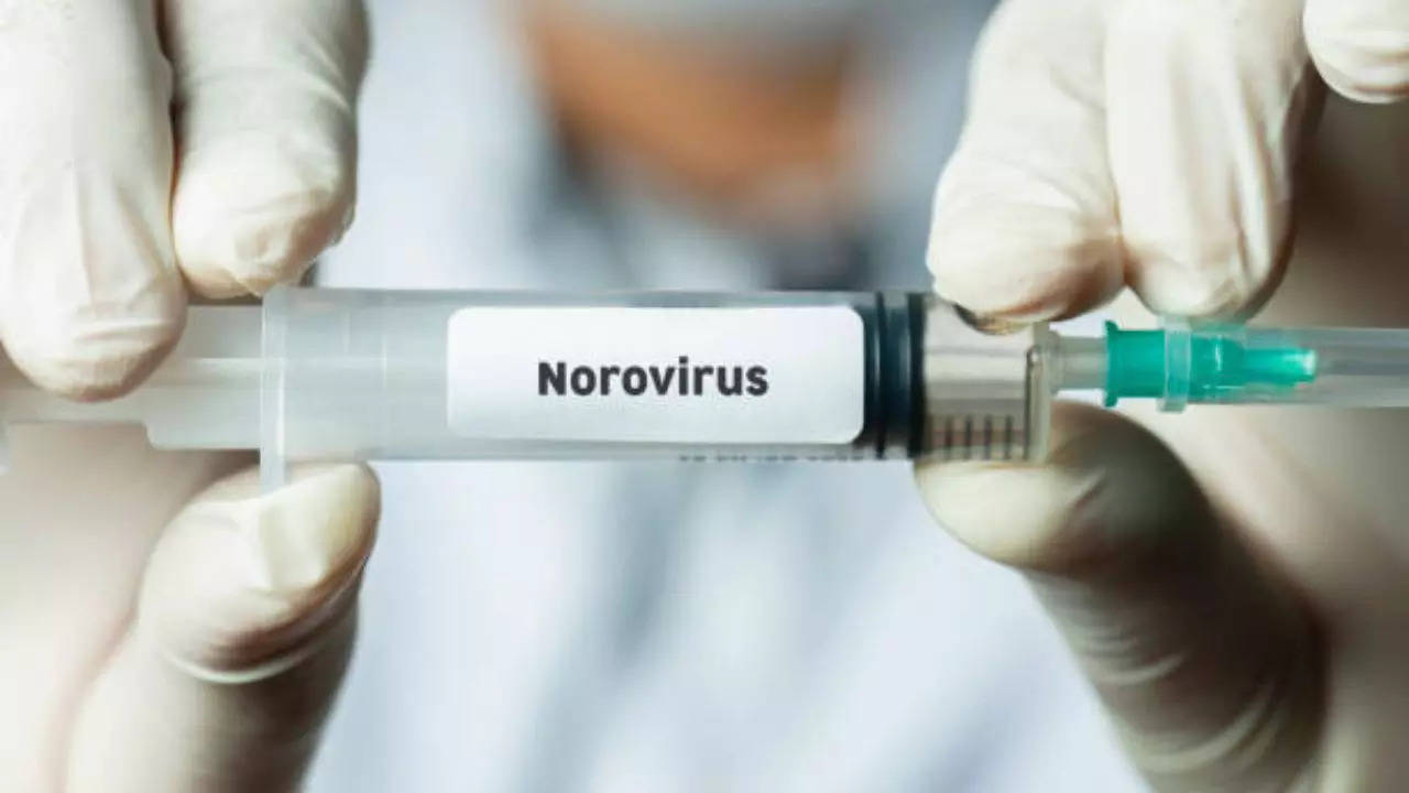 Doctors warn about a dangerous symptom amid norovirus outbreak in the US