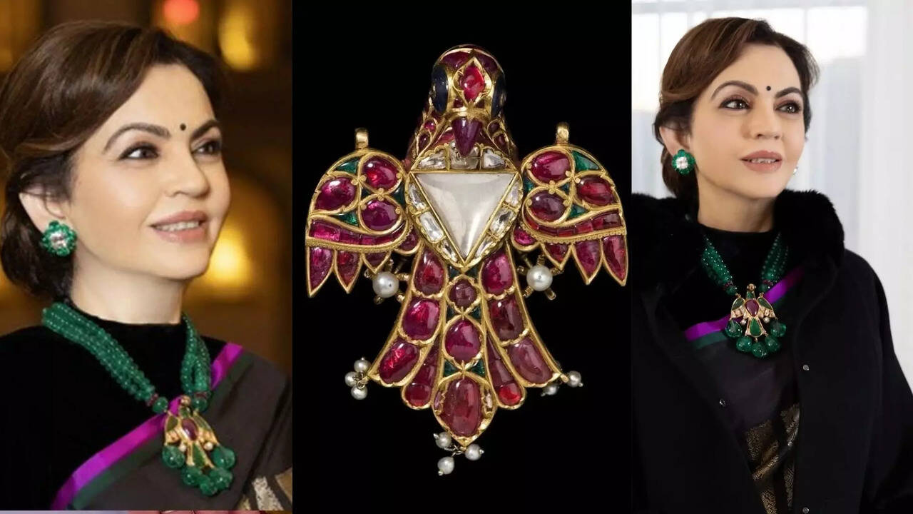  Nita Ambani Saree : ட்ரம்ப் பதவியேற்று விழாவில் காஞ்சிபுரம் புடவையில் ஜொலித்த நீதா அம்பானி.. கழுத்தில் அணிந்திருந்த பச்சை கிளி டாலரை கவனித்தீர்களா? 