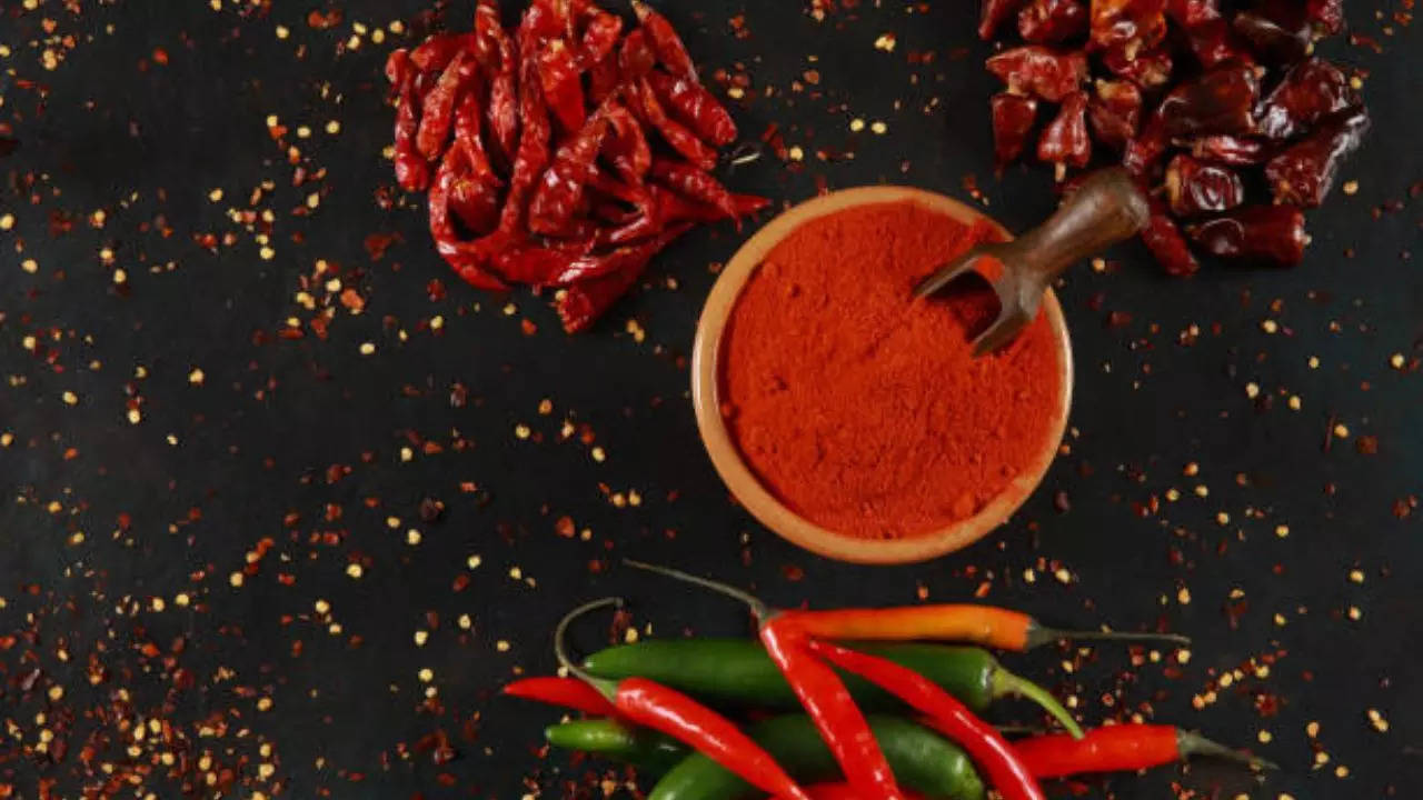 FSSAI directs Patanjali to recall red chilli powder; Ways to check the purity of spices at home