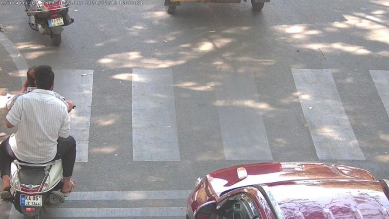 bangalore traffic challlan rs 1.61 lakh fine goes unpaid x user flags bengaluru biker says 'vehicle is still not seized'