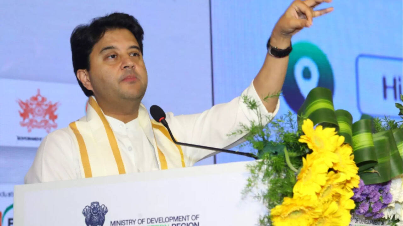  உலகின் புதிய டெட்ராய்ட்.. சென்னை நகரின் வளர்ச்சி குறித்து மத்திய அமைச்சர் சிந்தியா புகழாரம் 